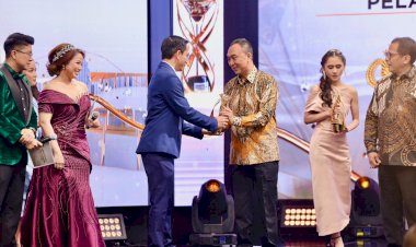 Polri-Raih-Penghargaan-Lembaga-Dengan-Pelayanan-dan-Komunikasi-Terbaik