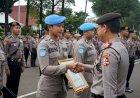 Kakorsabhara-Baharkam-Polri-Berikan-Penghargaan-kepada-Personel-Berprestasi-di-Mako-Korsabhara-Depok