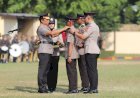 Anak-Buruh-Tani-Jadi-Lulusan-Terbaik-Predikat-Cendekia-Bintara-Kemampuan-Brimob-di-SPN-Polda-Jatim