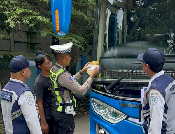 Operasi Keselamatan Semeru 2026 Polres Mojokerto Kota Pastikan Kelaikan Angkutan Umum