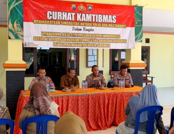 Curhat Kamtibmas di Desa Prambon, Polresta Sidoarjo Ajak Warga Jaga Situasi Kondusif