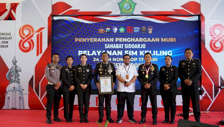 SIM Keliling Sahabat Sidoarjo 24 Jam Nonstop Raih Rekor MURI, Catat Pelayanan SIM Keliling Terlama